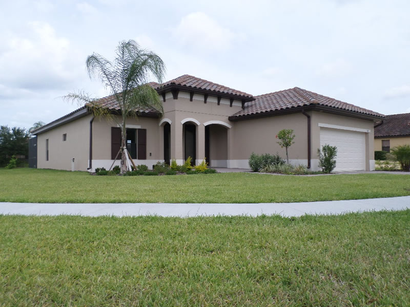 Nova Casa de Férias com Piscina Particular em Orlando $277,000