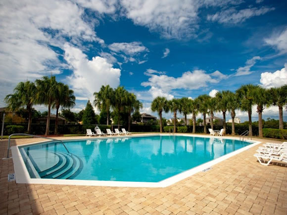 Nova Casa de Férias em Orlando - 7 Quartos com Piscina Particular $409,000