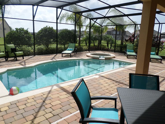 Nova Casa de Férias em Orlando - 7 Quartos com Piscina Particular $409,000