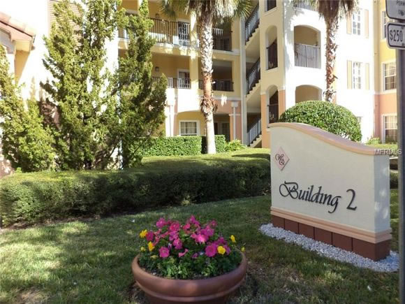 Apartamento de 3 Quartos em Resort Worldquest Perto de International Drive- Orlando  $169,000