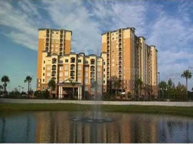 Apartamento de 2 Quartos em Lake Buena Vista Resort Village perto de International Drive - Orlando $174,900