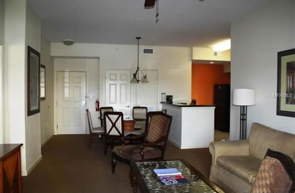 Apartamento de 2 Quartos em Lake Buena Vista Resort Village perto de International Drive - Orlando $174,900