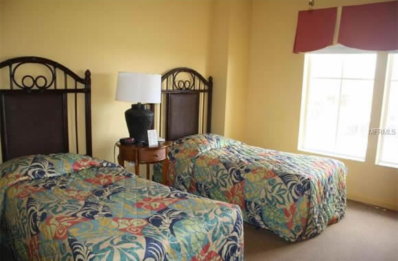 Apartamento de 2 Quartos em Lake Buena Vista Resort Village perto de International Drive - Orlando $174,900