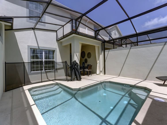 Casas Novas  com Piscina Particular em Storey Lake Condominio Resort - Kissimmee - Orlando - À partir de $284,990