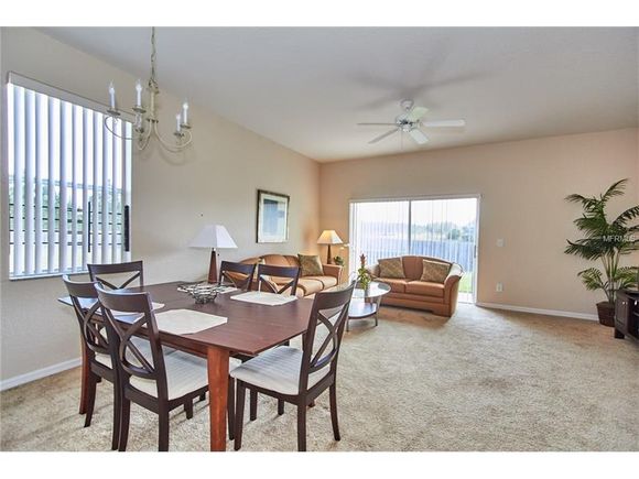 Townhouse Mobiliado 4 dormitorios em Regal Palms Resort - Davenport - Orlando- $134,900