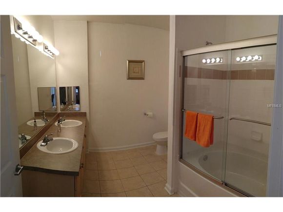 Apartamento Mobiliado 3 dormitorios em Terrace Ridge Community Center - Orlando - $127,000