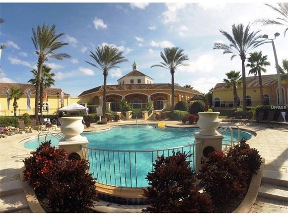 Townhouse Mobiliado 4 dormitorios no Regal Palms Resort - Orlando - $125,900 