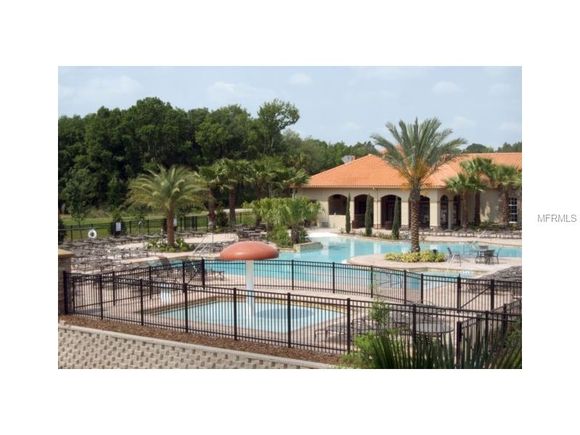 Apartamento Mobiliado 3 Dormitorios em Tuscana Resort - Orlando - $145,000 