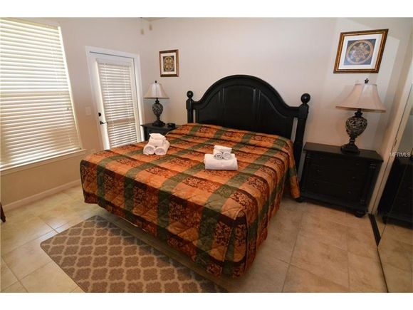 Apartamento Mobiliado 3 Dormitorios em Bella Piazza Resort - Orlando - $149,950 