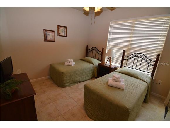 Apartamento Mobiliado 3 Dormitorios em Bella Piazza Resort - Orlando - $149,950