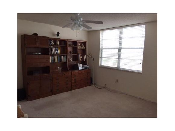 Apartamento com visto do mar em Aventura - Miami-$259,000