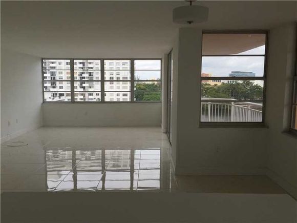 Apartamento com Vista do Intercoastal - Aventura - Miami 2 dormitorios - $275,000