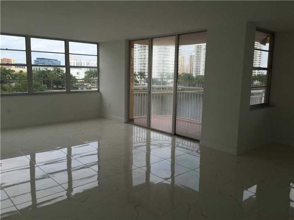 Apartamento com Vista do Intercoastal - Aventura - Miami 2 dormitorios - $275,000