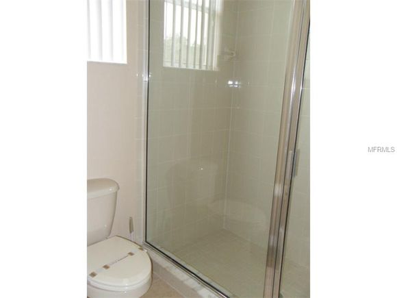 Casarao com piscina particular e mobiliado pronto para morar ou investimento - Orlando - $275,000 