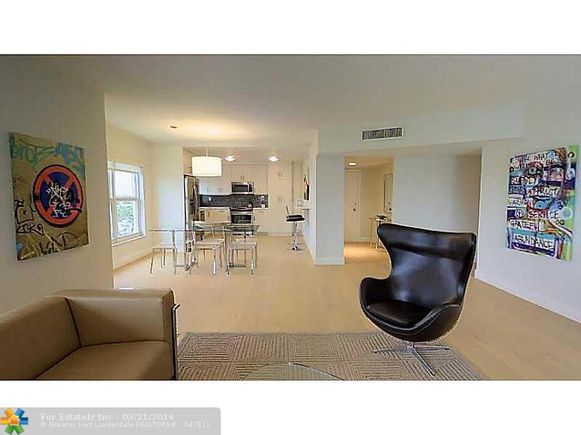 Apartamento em Frente a Praia em Fort Lauderdale, Florida -$497,500