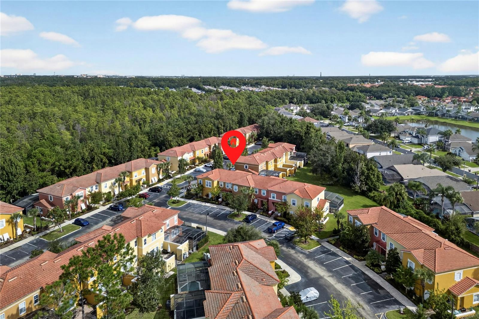 Casa Linear 3 dormitorios mobiliado na Terra Verde Resort - Kissimmee $267,499