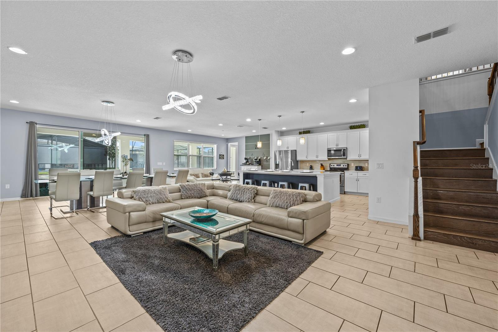 Mansao de 14 Dormitorios na Sonoma Resort - maior casa de ferias no condominio $1,550,000