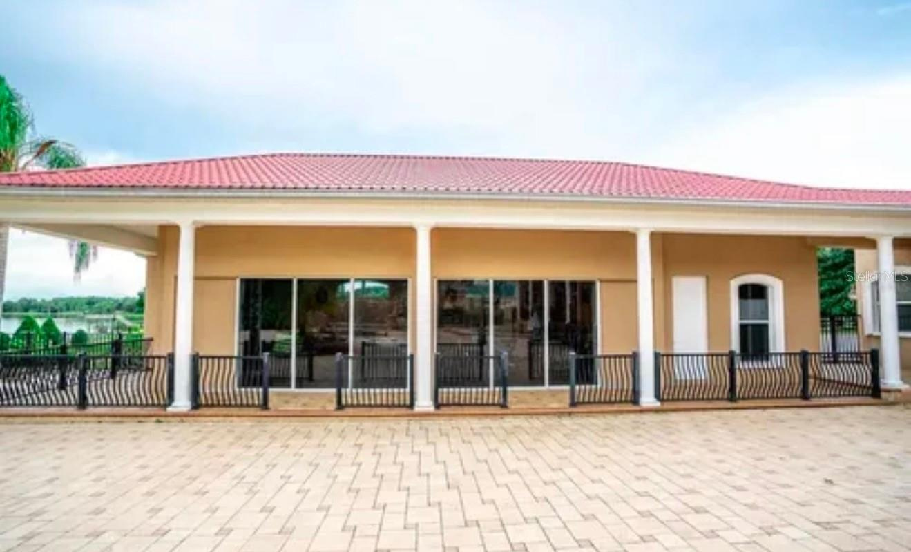 Mansao De Luxo e Fazenda em Frente a Lagoa entre Tampa e Orlando $4,900,000