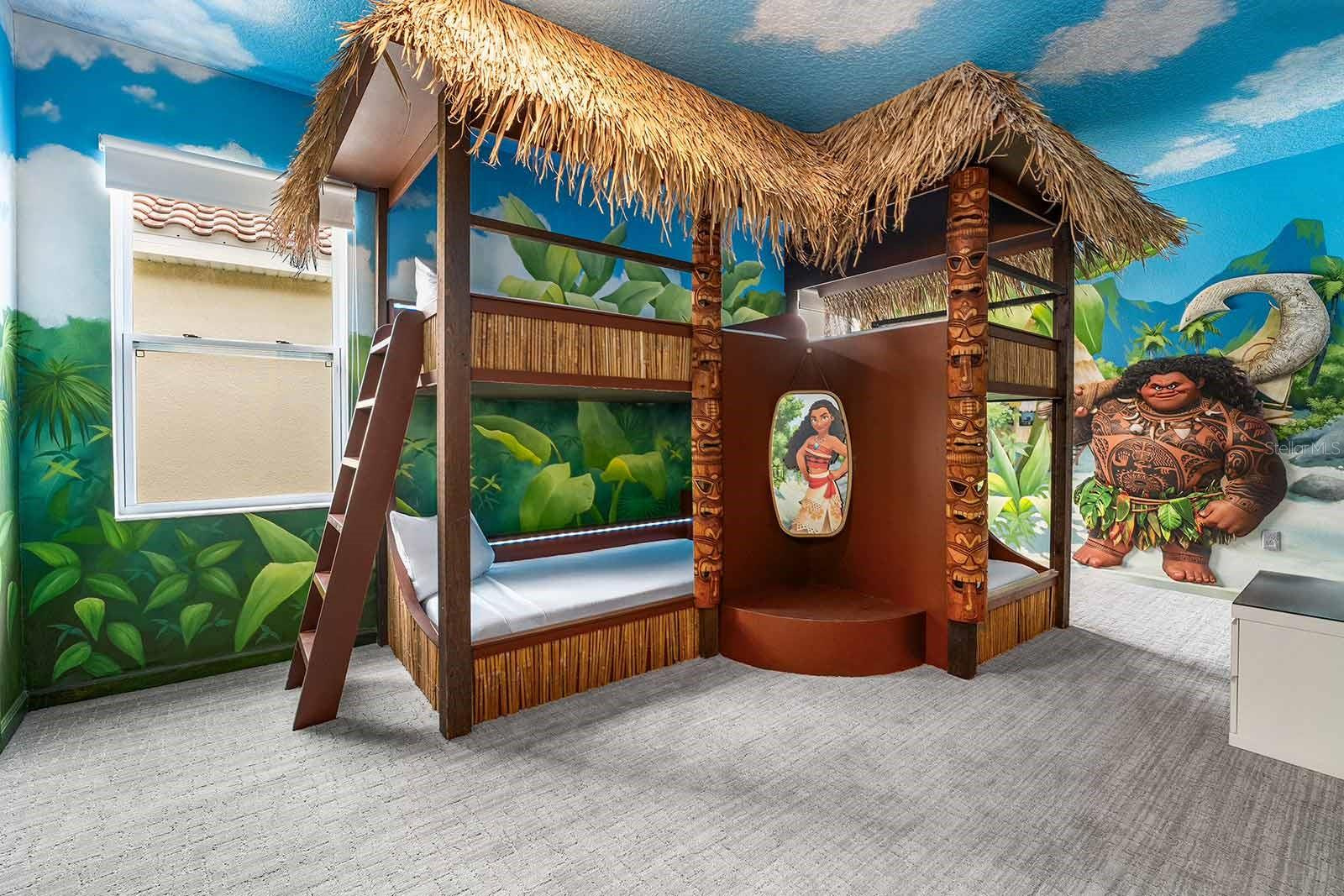 Mansao A Venda todo mobiliado em Orlando $875,000
