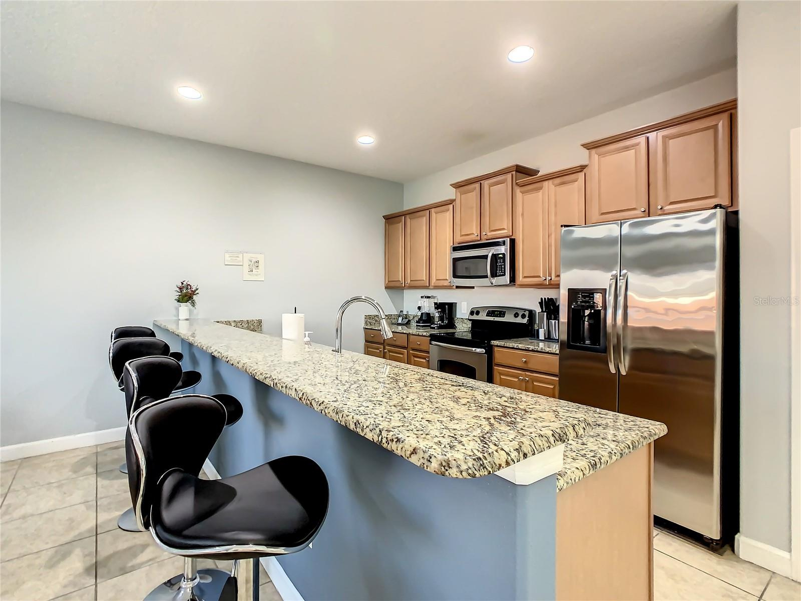Casa Geminada 4 Dormitorios / Piscina / Todo Mobiliado - Paradise Palms Resort - Kissimmee $395,000